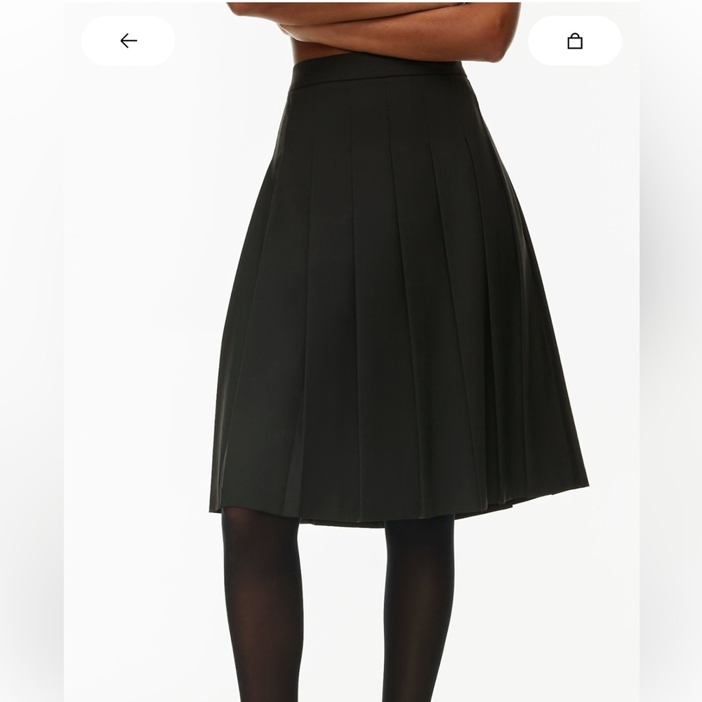 Aritzia Olive Midi Pleated Skirt - Picture 2 of 13
